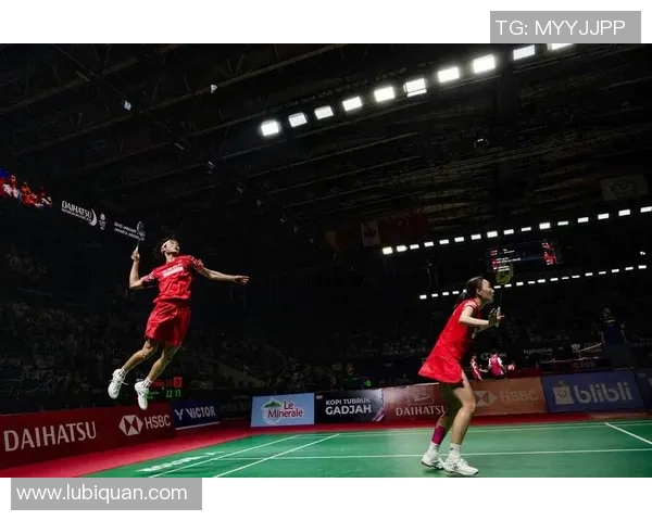 羽毛球混双比赛战术配合与技术分析